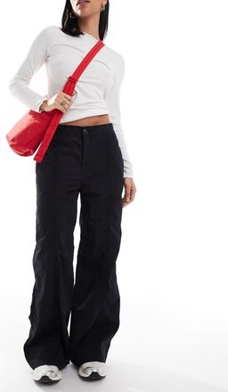 Levi's Pantaloni parachute ampi neri-Nero