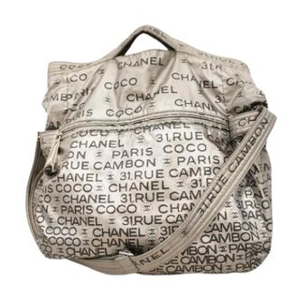 Chanel Pre-owned Tote Bags, female, Gray, Size: ONE SIZE Pre-owned Nylon Tote Bag