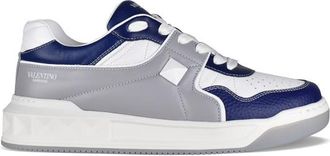 Valentino Garavani Sneakers One Stud Grijs