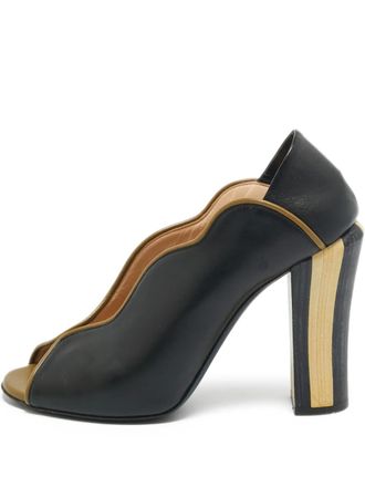 Fendi scallop-edge leather pumps - Black