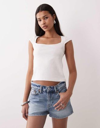 Calvin Klein Jeans Archive - Pantaloncini di jeans corti lavaggio blu medio