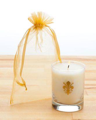 Xela Aroma Fleur De Lis 14Oz White Linen Candle