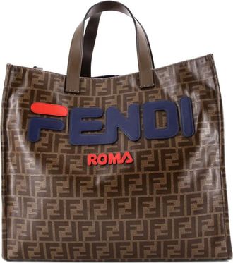 Fendi Mania Logo Shopper Zucca Coated Canvas Large tote bag - Bruin