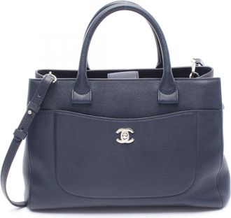 Chanel Navy Leather Tote Bag (Pre-Owned)