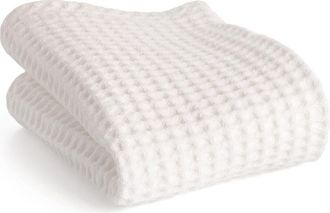 M&uuml;hle Waffle Pique Shaving Towels, 2-Pack in White at Nordstrom