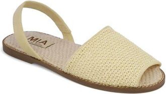 Mia Brazil Slingback Sandal in Butter/Yellow Woven at Nordstrom, Size 9.5