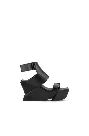 United Nude Brutt A Sandals in Black at Nordstrom, Size 40