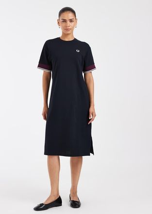 Fred Perry Vestito T-shirt in piqu&eacute; blu navy con polsini a contrasto