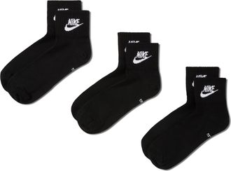 Nike Unisex Everyday Essential Ankle Socks (3 Pairs) in Black | DX5074-010