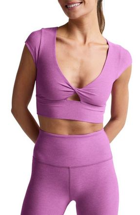 Beyond Yoga Space Dye Twist Front Crop Top in Fun Fuchsia Heather at Nordstrom, Size X-Small