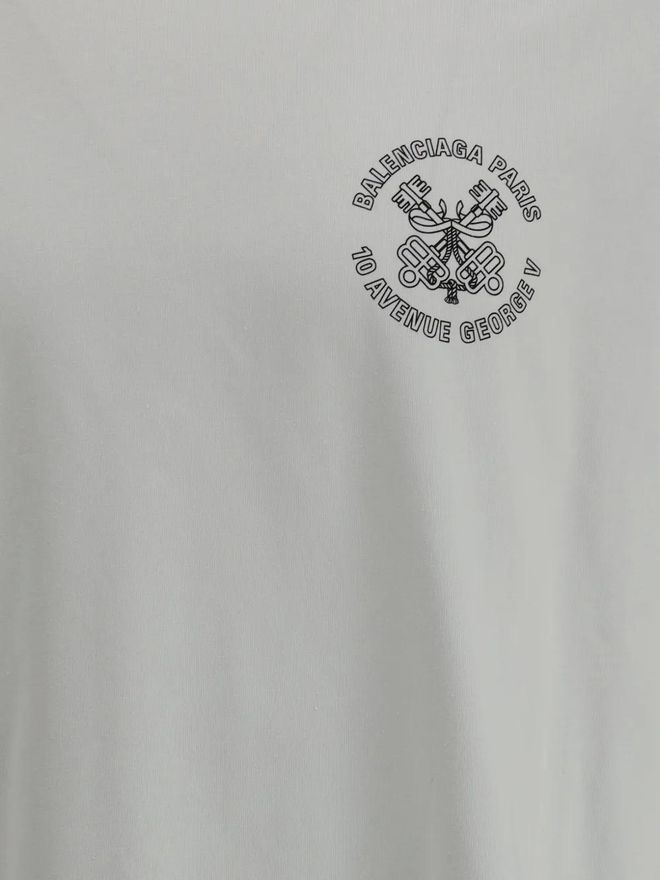 Balenciaga T-shirt con logo - Grigio da 575,00 € - su Stylight