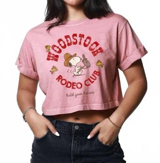 Girl Dangerous Peanuts Woodstock Rodeo Club Cropped Boyfriend Tee In Dusty Pink
