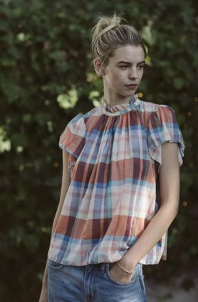 Trovata Womens Carla Highneck Shirt In Market Plaid