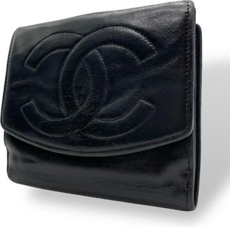 Chanel Black Leather Wallet (Bi-Fold) (Pre-Owned)
