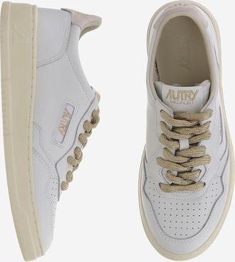 Autry Womens Leather Sneakers Medalist Low White Trainers