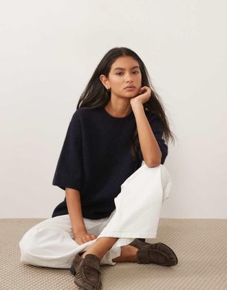 Arket Maglione a maniche corte blu scuro in misto lana e alpaca-blu navy