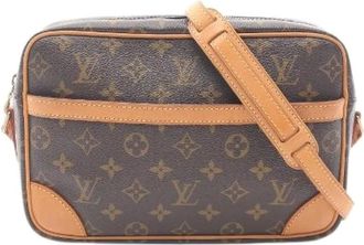 Louis Vuitton Pre-owned Cross Body Bags, female, Brown, Size: ONE SIZE Pre-owned Canvas shoulder-bags