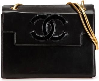 Chanel Borsa a spalla CC Snake lucida con catena e battente 1996-1997 - Nero