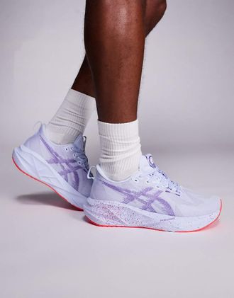 Asics Novablast 5 Tokyo - Sneakers da corsa blu sfumato e viola Edo