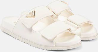 Prada Sandali in pelle con logo