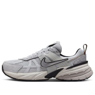 Nike (WMNS) Nike V2K Run Pure Platinum Chrome FN6703-002