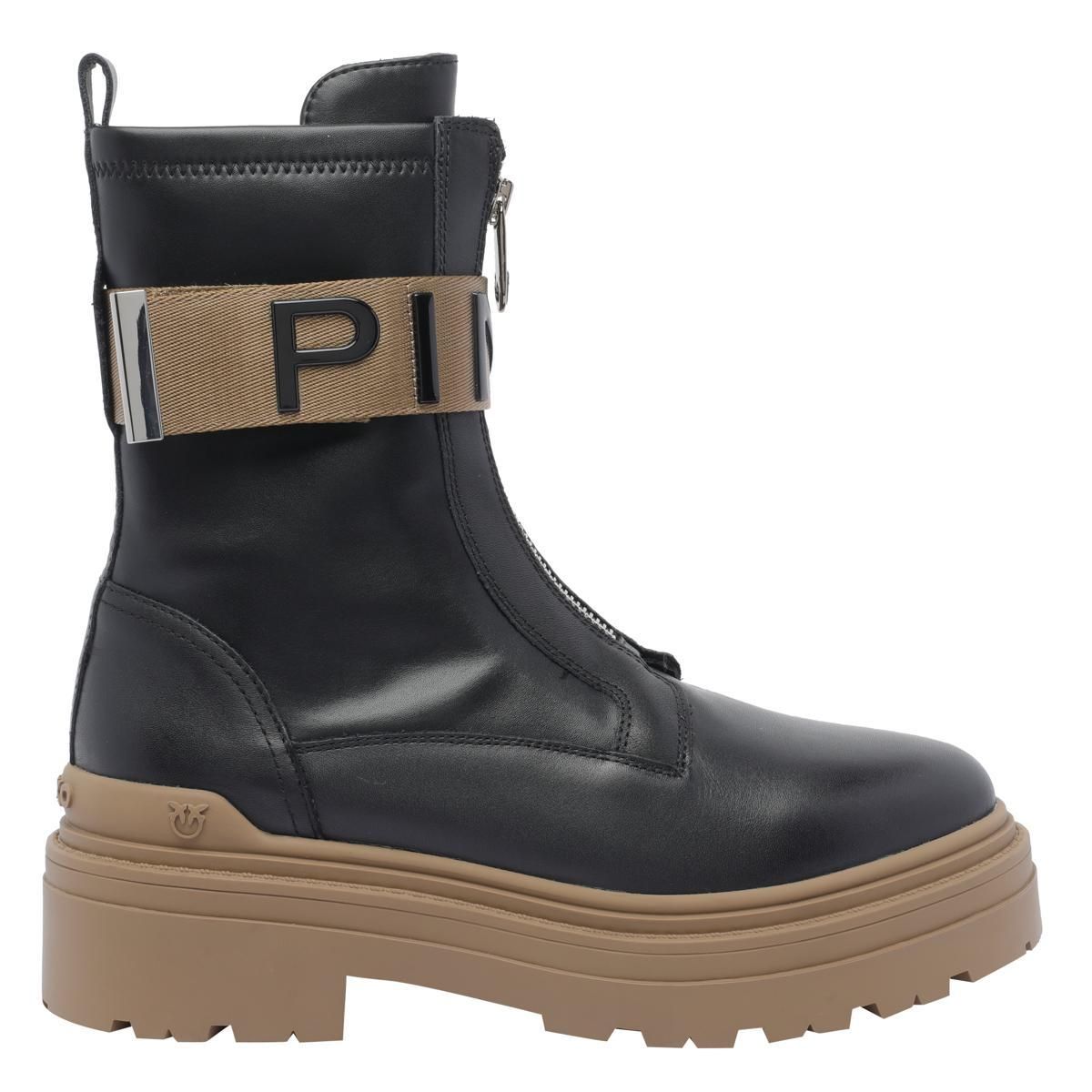 ショートブーツ・ブーティ Gianvito Rossi 'Chester' beatles boots Gianvito Rossi Chester Beatles Boots from $821.00 - on Stylight