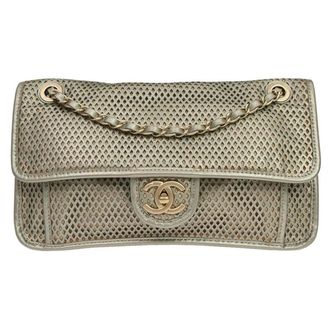 Chanel Chain Flap Bag Quilted Leather Silver Calfskin Handbag (Pre-Owned)