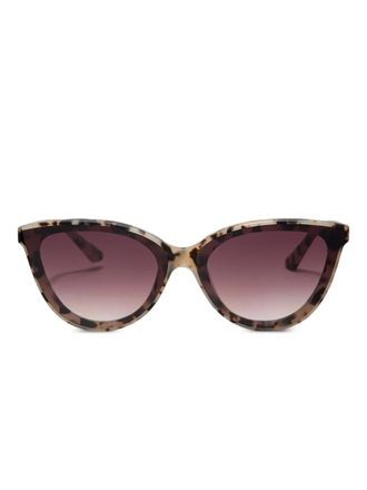 Krewe Zonnebril met cat-eye montuur - Beige
