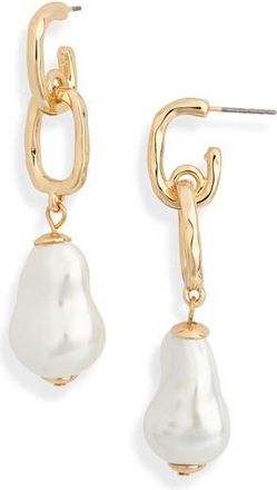 Nordstrom Rack Faux Pearl Link Drop Earrings in White- Gold at Nordstrom Rack