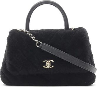 Chanel 2019 Small Chevron Shearling Coco satchel - Nero