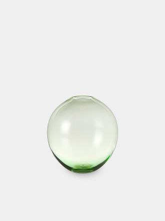 Lobmeyr BV60 Flower Crystal Bud Vase (4in/10cm)