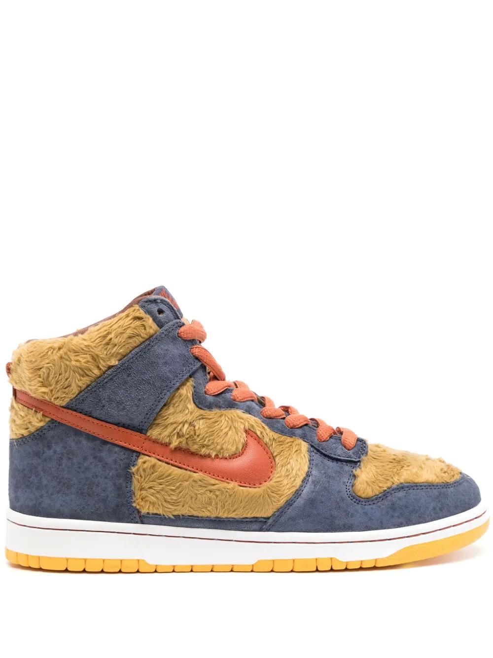 Nike: Brown High Top Trainers now up to −35% Stylight