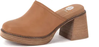 Yellow Box Womens Ivaria Platform Clog In Almond