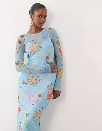 Never Fully Dressed Vestito midi a maniche lunghe in rete blu con stampa celestiale
