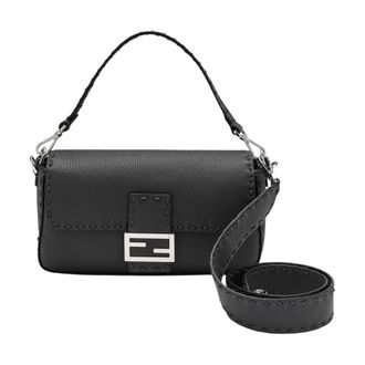 Fendi Borsa a spalla media Baguette