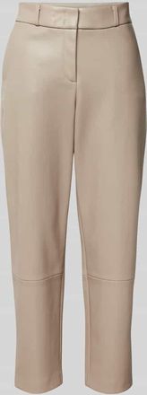 Christian Berg Slim Fit Hose in Leder-Optik in Taupe, Größe 44