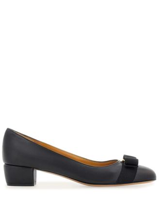 Ferragamo Black Leather Pumps