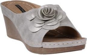 Good Choice Shoes Tokyo Floral Wedge Sandal in Silver at Nordstrom Rack, Size 9.5