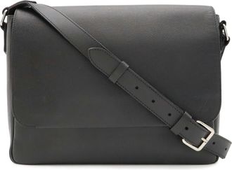 Louis Vuitton Taiga Black Noir Taiga Leather Handbag Shoulder Bag (Pre-Owned)