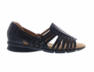 COMFORTIVA Womens Putnam Flat Sandals In Black