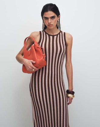 New Look Vestito lungo in maglia a righe rosa e marrone