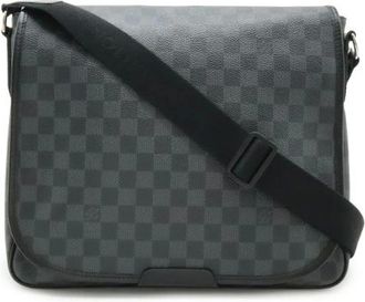 Louis Vuitton Pre-owned Cross Body Bags, male, Black, Size: ONE SIZE Pre-owned Daniel MM Damier Graphite Shoulder Bag