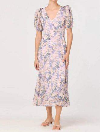 Astr Jessenia Floral V Neck Midi Dress In Lilac