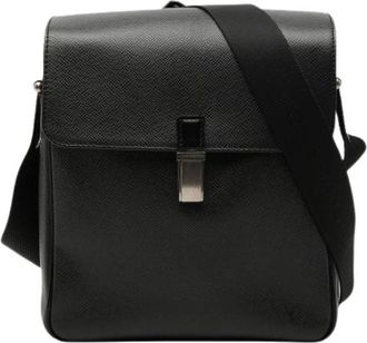 Louis Vuitton Pre-owned Cross Body Bags, female, Black, Size: ONE SIZE Pre-owned The Yaranga Crossbody Bag