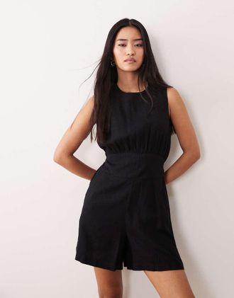 Nobody's Child Macie - Tuta corta senza maniche in misto lino nera con schiena scoperta-Nero