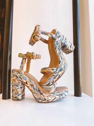 Carrano Womens Ibiza Raffia Platform Sandals In Beige