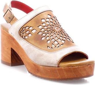 Bed Stü Jinkie Wood Heel in Nectar Lux Cashew Rustic at Nordstrom, Size 6.5