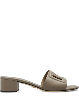 Dolce & Gabbana Sandalen met blokhak en uitgesneden details - Beige