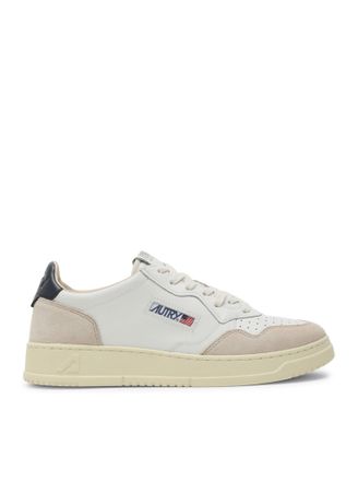 Autry MEDALIST LOW SNEAKERS IN WHITE AND BLUE LEATHER AND BEIGE SUEDE - Autry - Man