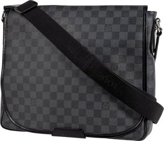 Louis Vuitton Black Damier Graphite Messenger Bag Shoulder Bag (Pre-Owned)